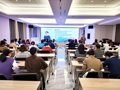 心赋能·爱护航·她绽放——高台县总工会“女职工互助保障活动月”聚力赋能女性成长文化艺术交流咨询